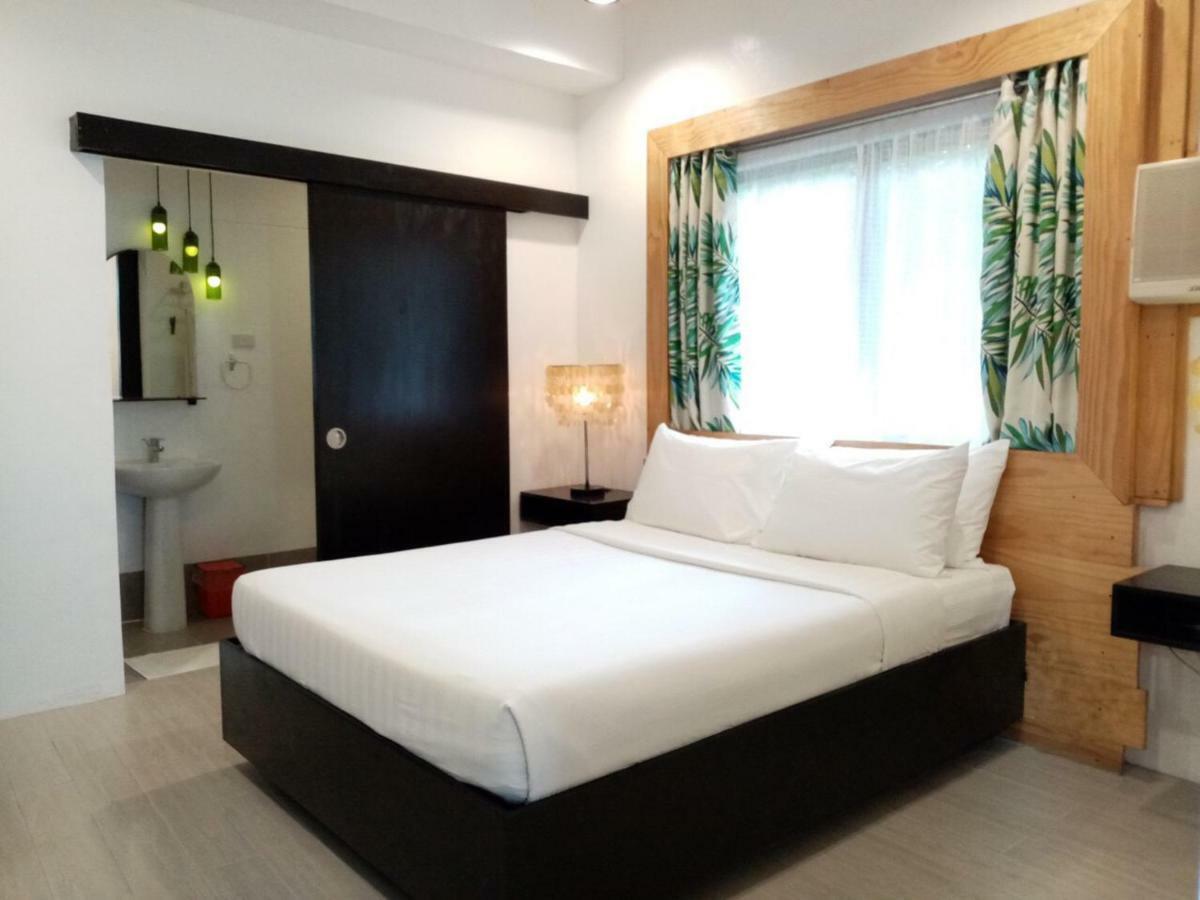 Serviced Apartments By Eco Hotel Boracay Balabag  Room photo